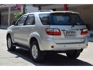 Toyota Fortuner 3.0 (ปี 2010) V SUV AT รูปที่ 2